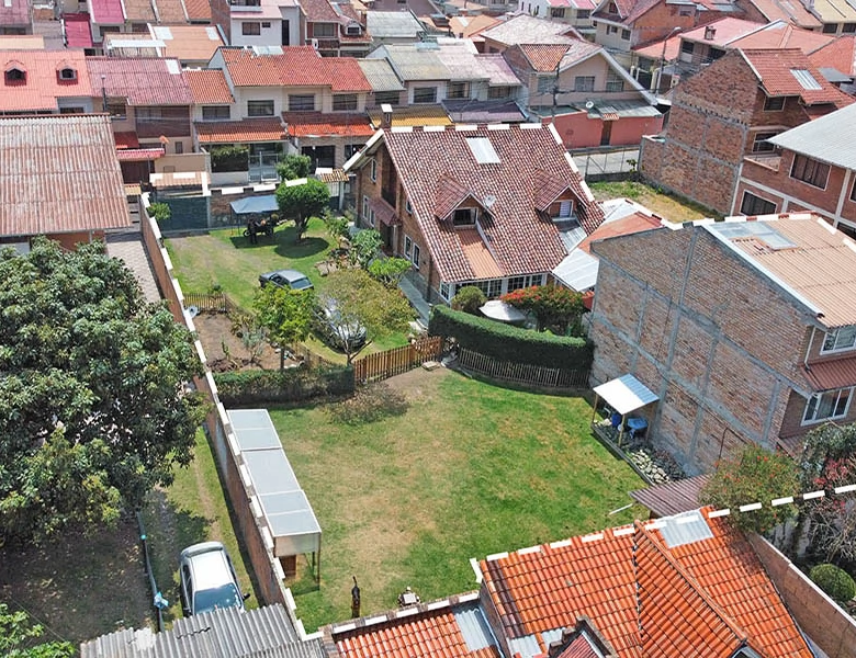 TERRENO EN VENTA – 1.000M2 (25 X 40) – SUPER RESIDENCIAL – IDEAL PARA EDIFICIO.