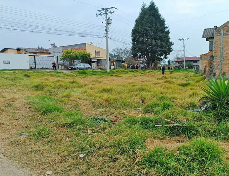 DOS TERRENOS EN UNO – 630m² – CON LICENCIA URBANÍSTICA – OPORTUNIDAD