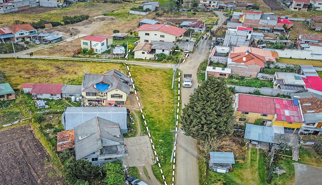 DOS TERRENOS EN UNO – 630m² – CON LICENCIA URBANÍSTICA – OPORTUNIDAD