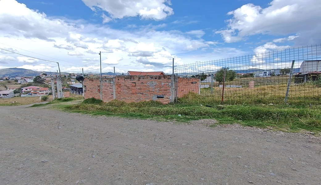 TERRENO EN VENTA – 625m2 ( 14 x 45 ), PLANITO, A 5 MINUTOS DEL COLEGIO GARAICOA.
