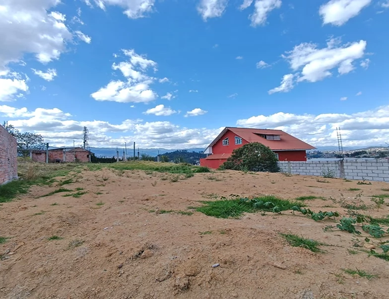 TERRENO EN VENTA – 625m2 ( 14 x 45 ), PLANITO, A 5 MINUTOS DEL COLEGIO GARAICOA.