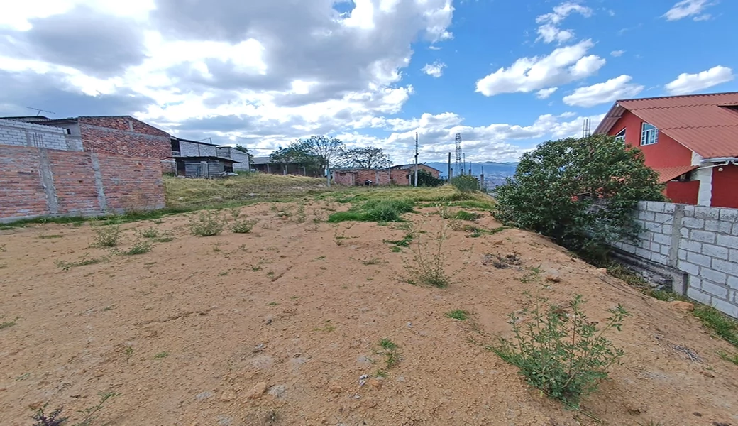 TERRENO EN VENTA – 625m2 ( 14 x 45 ), PLANITO, A 5 MINUTOS DEL COLEGIO GARAICOA.