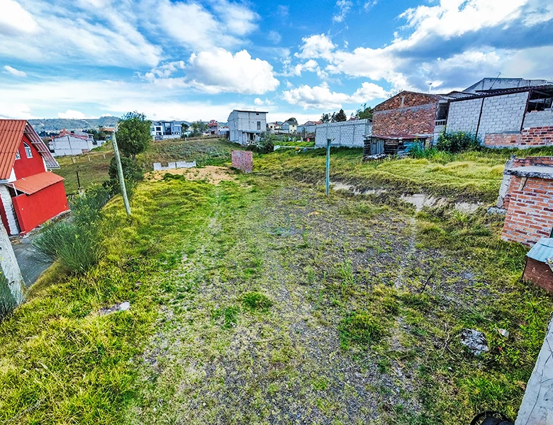 TERRENO EN VENTA – 625m2 ( 14 x 45 ), PLANITO, A 5 MINUTOS DEL COLEGIO GARAICOA.