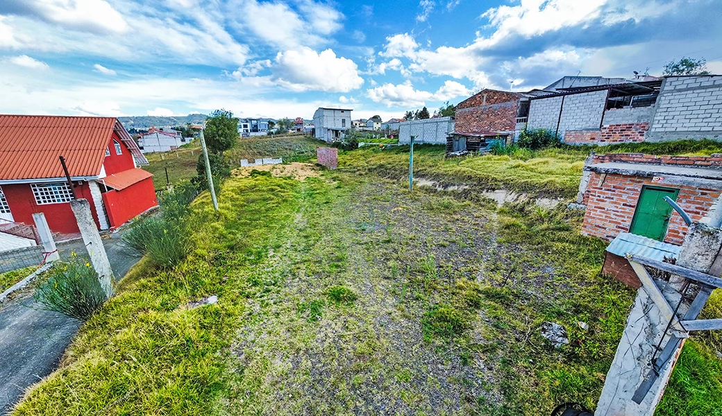 TERRENO EN VENTA – 625m2 ( 14 x 45 ), PLANITO, A 5 MINUTOS DEL COLEGIO GARAICOA.