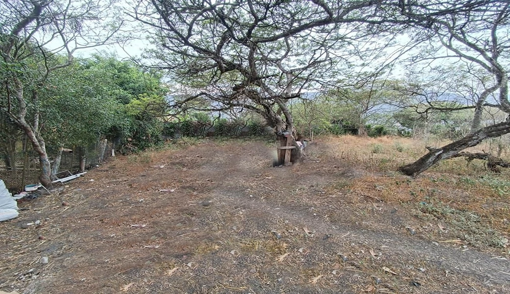 TERRENO EN VENTA – YUNGUILLA – LA UNIÓN – 1400M2 PLANITOS – OPORTUNIDAD.