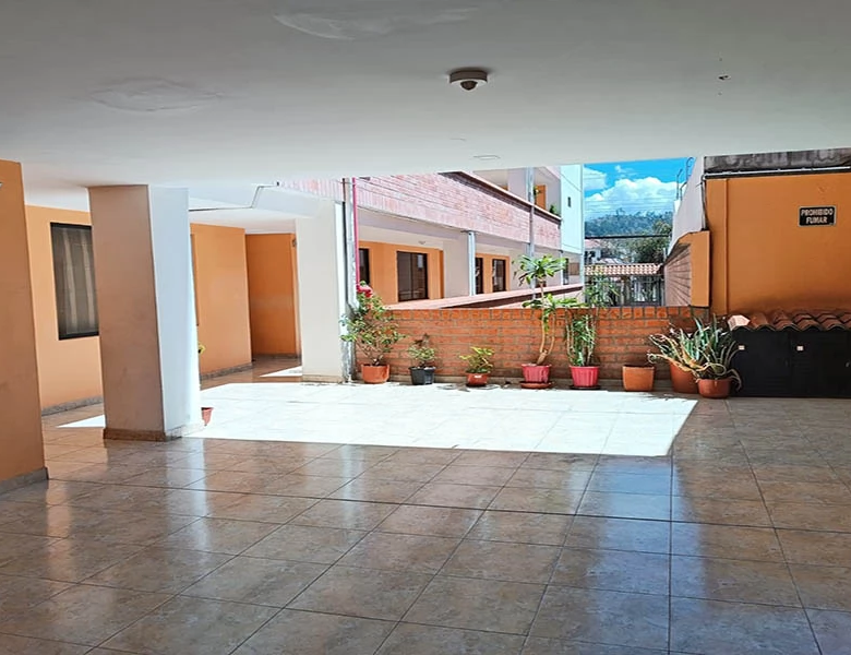 DEPARTAMENTO EN VENTA – LINDO, GRANDE Y COMODO – 3 DORM – PATIO – SUPER BIEN UBICADO