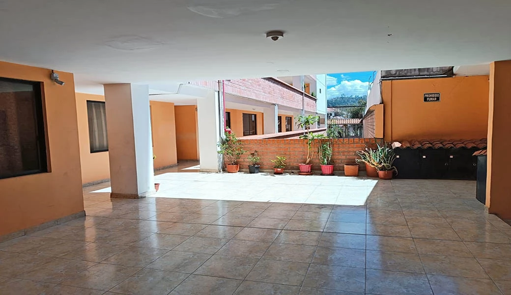DEPARTAMENTO EN VENTA – LINDO, GRANDE Y COMODO – 3 DORM – PATIO – SUPER BIEN UBICADO