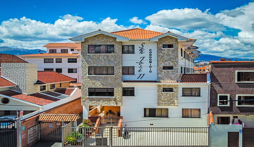 DEPARTAMENTO EN VENTA – LINDO, GRANDE Y COMODO – 3 DORM – PATIO – SUPER BIEN UBICADO