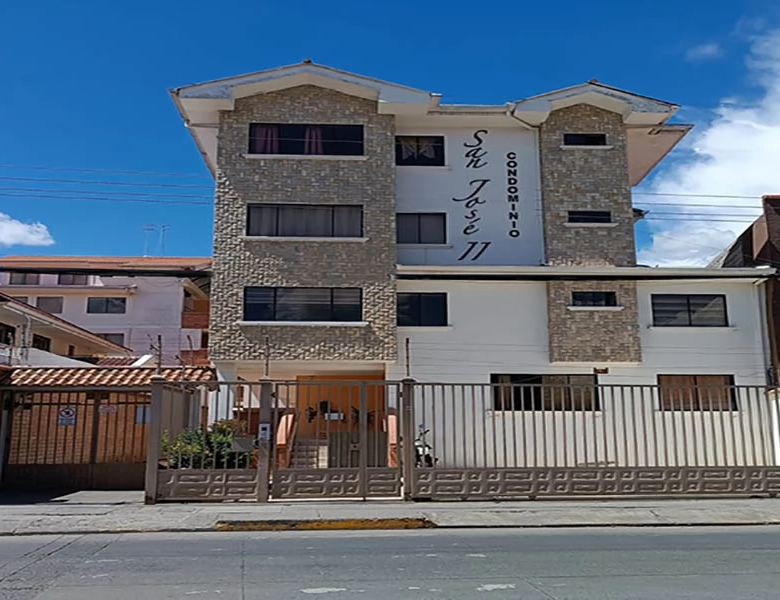 DEPARTAMENTO EN VENTA – LINDO, GRANDE Y COMODO – 3 DORM – PATIO – SUPER BIEN UBICADO