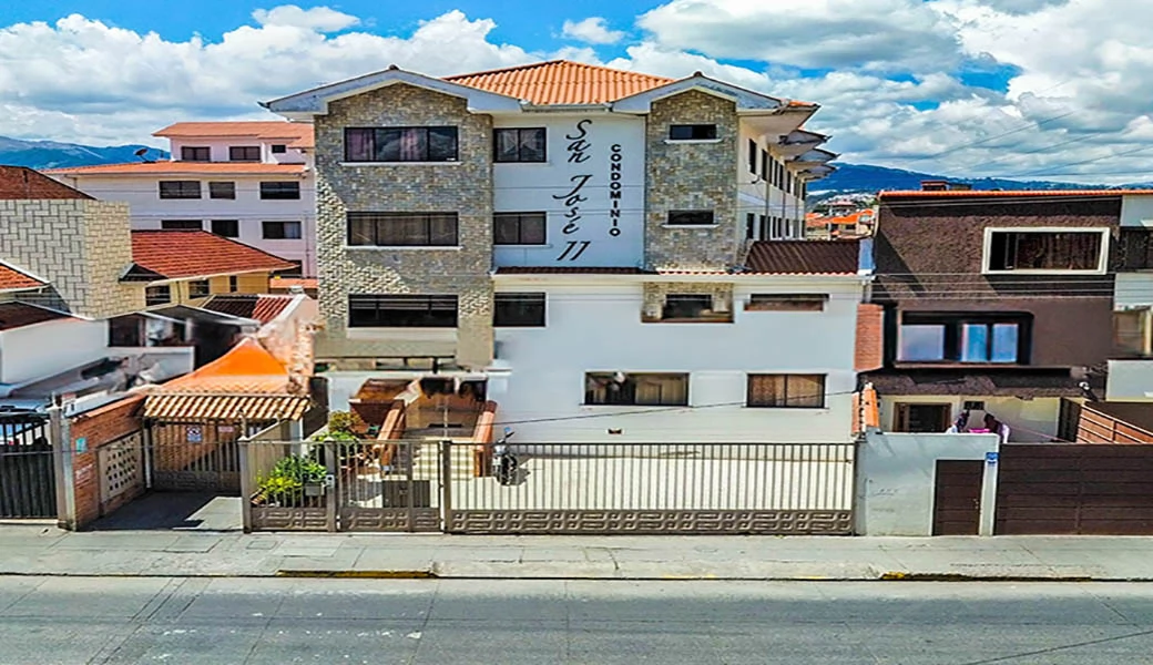 DEPARTAMENTO EN VENTA – LINDO, GRANDE Y COMODO – 3 DORM – PATIO – SUPER BIEN UBICADO
