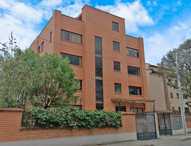 DEPARTAMENTO EN VENTA – GRANDE Y ELEGANTE – SUPER BIEN UBICADO.