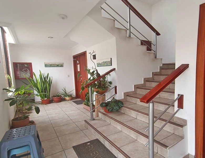 DEPARTAMENTO EN VENTA – GRANDE Y ELEGANTE – SUPER BIEN UBICADO.