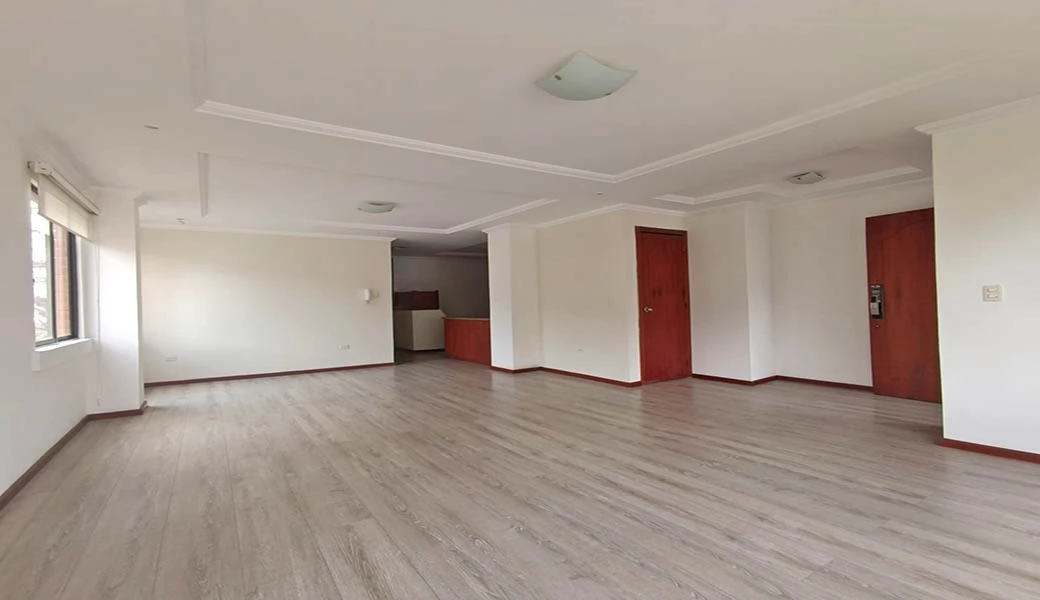 DEPARTAMENTO EN VENTA – GRANDE Y ELEGANTE – SUPER BIEN UBICADO.
