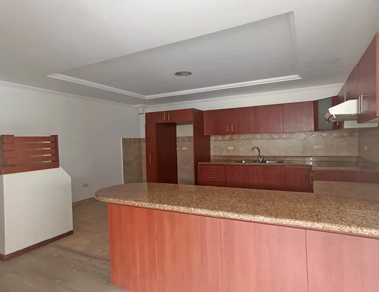 DEPARTAMENTO EN VENTA – GRANDE Y ELEGANTE – SUPER BIEN UBICADO.