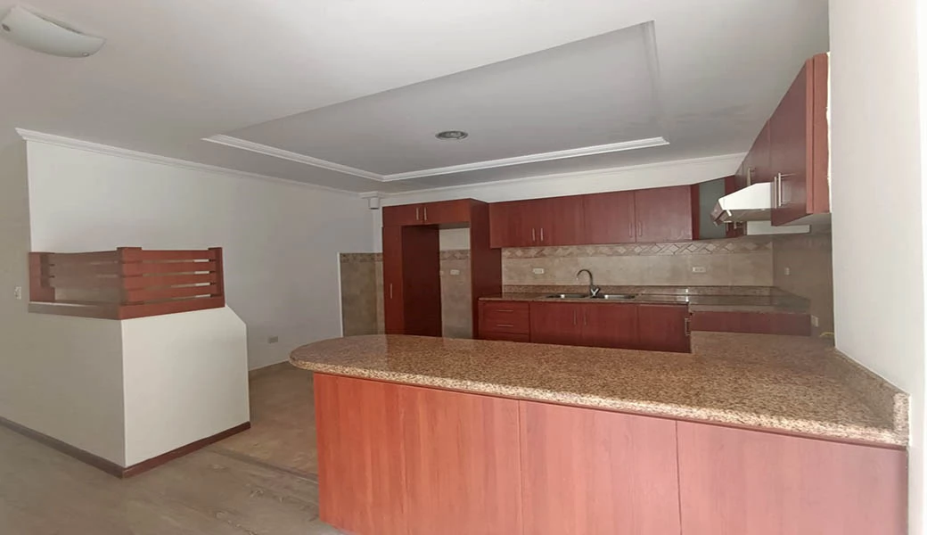 DEPARTAMENTO EN VENTA – GRANDE Y ELEGANTE – SUPER BIEN UBICADO.