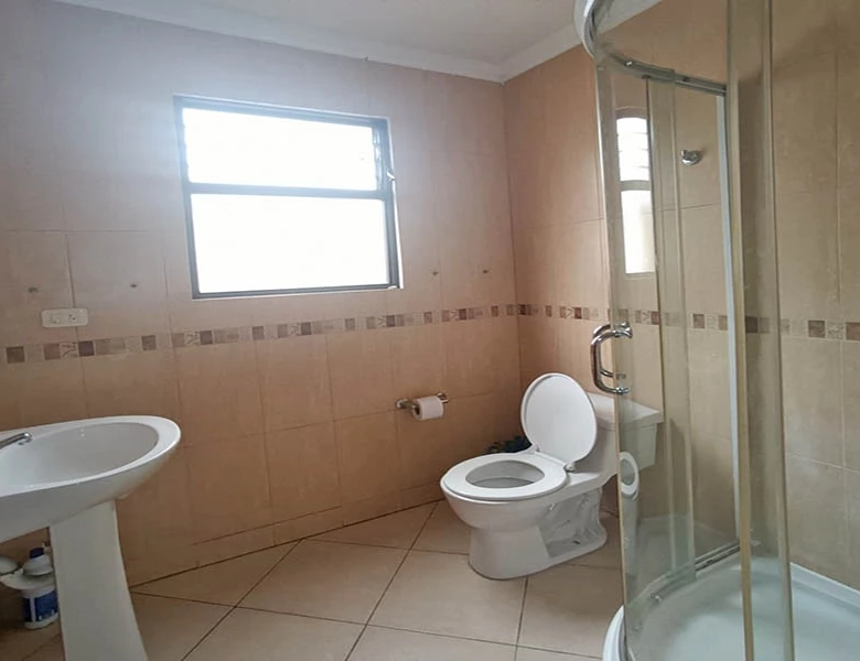 DEPARTAMENTO EN VENTA – GRANDE Y ELEGANTE – SUPER BIEN UBICADO.