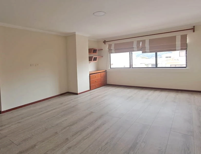 DEPARTAMENTO EN VENTA – GRANDE Y ELEGANTE – SUPER BIEN UBICADO.