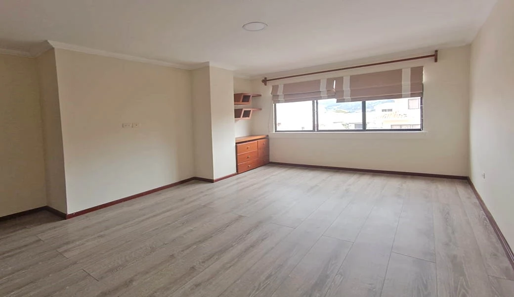 DEPARTAMENTO EN VENTA – GRANDE Y ELEGANTE – SUPER BIEN UBICADO.