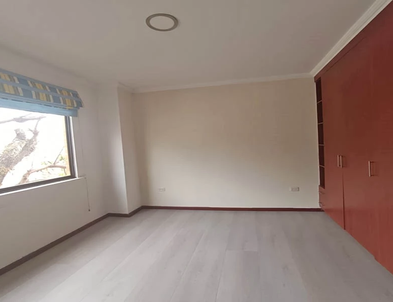 DEPARTAMENTO EN VENTA – GRANDE Y ELEGANTE – SUPER BIEN UBICADO.