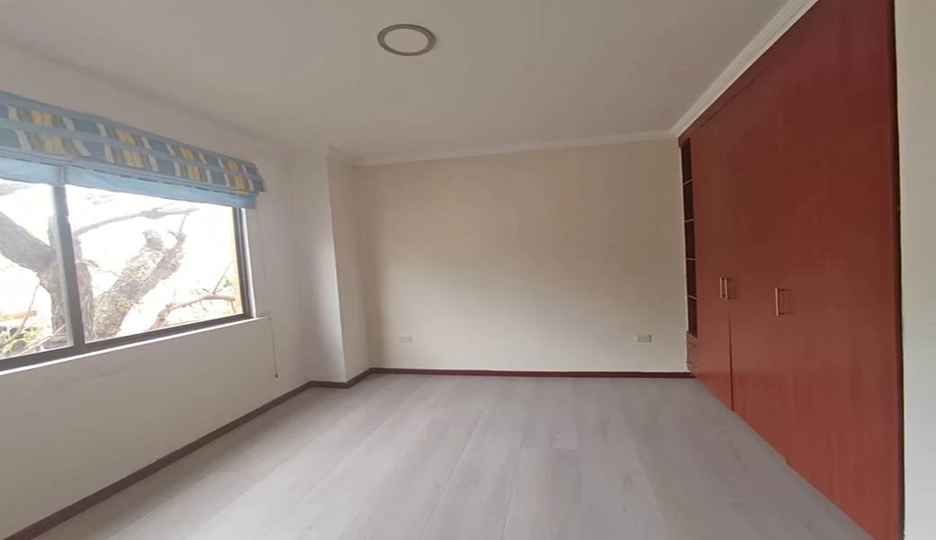 DEPARTAMENTO EN VENTA – GRANDE Y ELEGANTE – SUPER BIEN UBICADO.