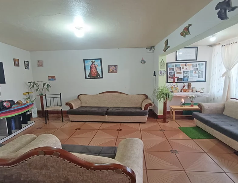 CASA EN VENTA – 400m2 T (15×27), IDEAL PARA CONSTRUCTORAS, CENTROS MEDICOS.