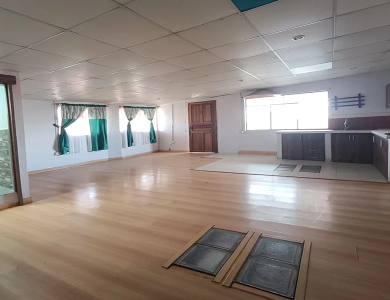 CASA EN VENTA – 400m2 T (15×27), IDEAL PARA CONSTRUCTORAS, CENTROS MEDICOS.