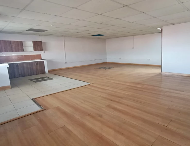 CASA EN VENTA – 400m2 T (15×27), IDEAL PARA CONSTRUCTORAS, CENTROS MEDICOS.