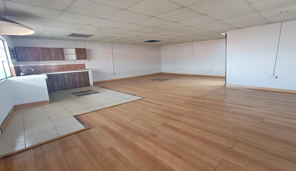 CASA EN VENTA – 400m2 T (15×27), IDEAL PARA CONSTRUCTORAS, CENTROS MEDICOS.