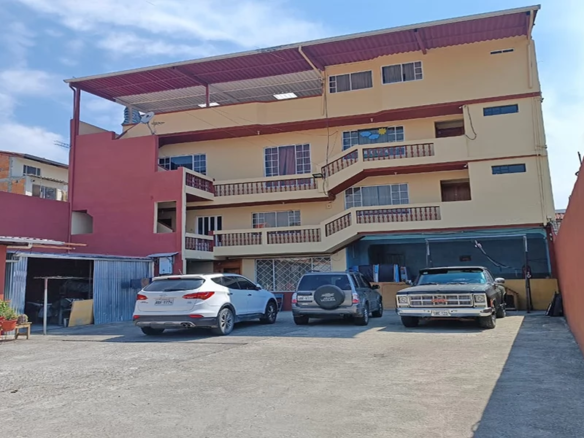 CASA EN VENTA – 400m2 T (15×27), IDEAL PARA CONSTRUCTORAS, CENTROS MEDICOS.