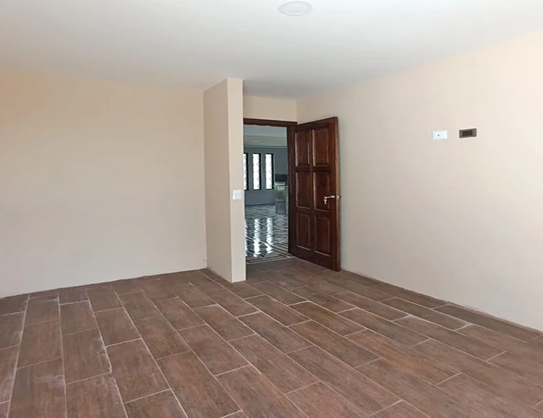CASA EN VENTA, – 4 DEPARTAMENTOS – $45.000CU – OPORTUNIDAD.