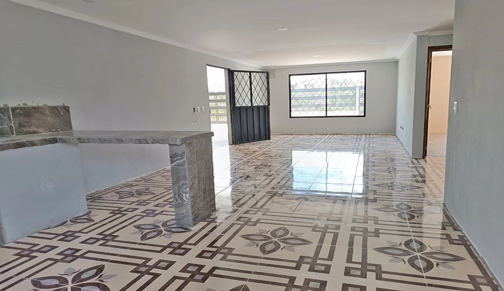 CASA EN VENTA, – 4 DEPARTAMENTOS – $45.000CU – OPORTUNIDAD.