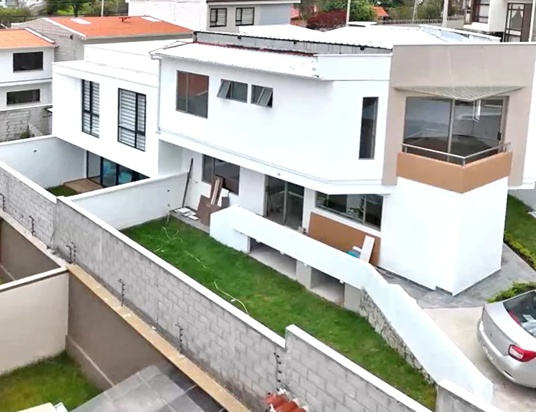 DE OPORTUNIDAD – HERMOSA VILLA EN VENTA – RESIDENCIAL – DE PRIMERA