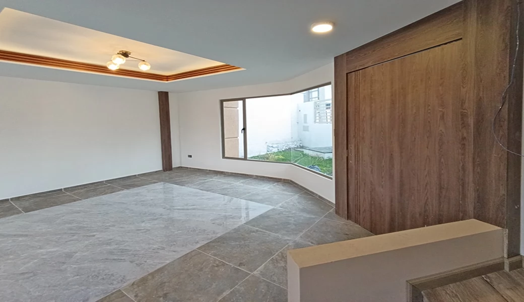 834-13168_8 DE OPORTUNIDAD – HERMOSA VILLA EN VENTA – RESIDENCIAL – DE PRIMERA