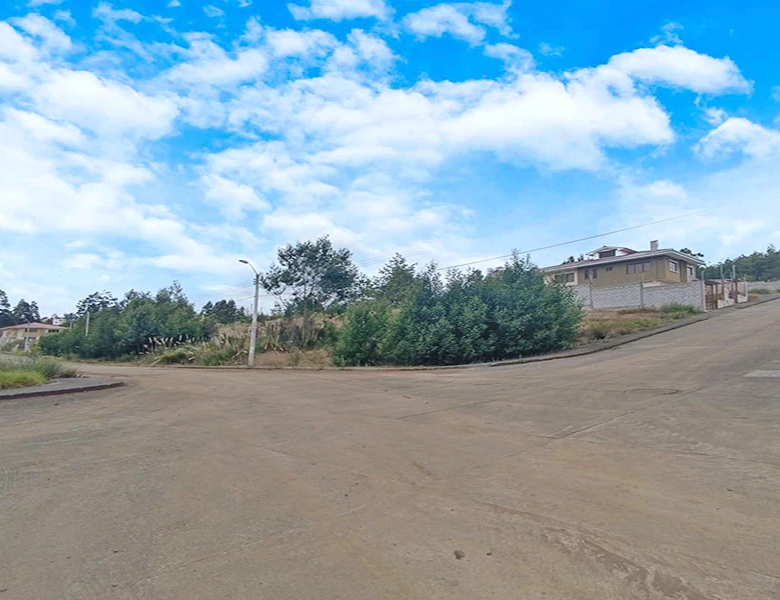 TERRENO EN VENTA – URB. DE PRIMERA – 480M2 (19 X 25 ) – OPORTUNIDAD.