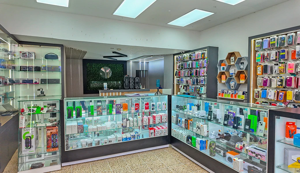 CASA SUPER COMERCIAL Y RENTERA, EN PLENO CENTRO – 3 LOCALES.