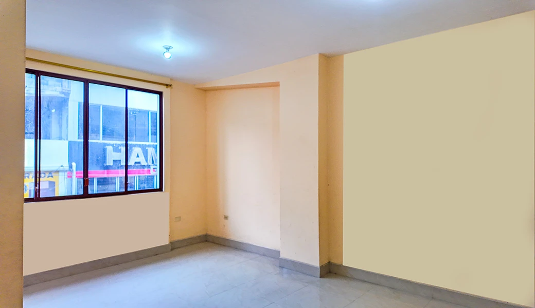 CASA SUPER COMERCIAL Y RENTERA, EN PLENO CENTRO – 3 LOCALES.