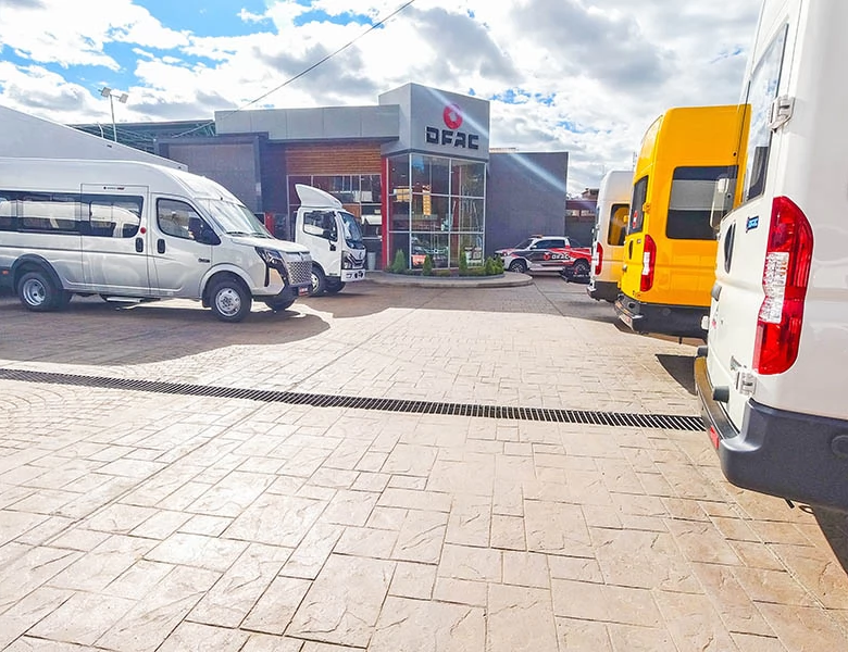 LOCAL EN VENTA – SUPER COMERCIAL – T=1.200M2, C=400M2