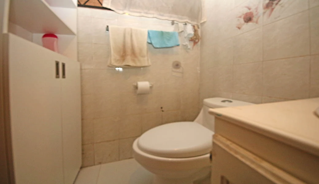 809-12983_IMG_4845 EN VENTA – x $75.000 y $40.000 – DOS DEPARTAMENTOS.