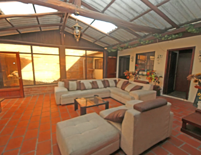 EN VENTA – x $75.000 y $40.000 – DOS DEPARTAMENTOS.