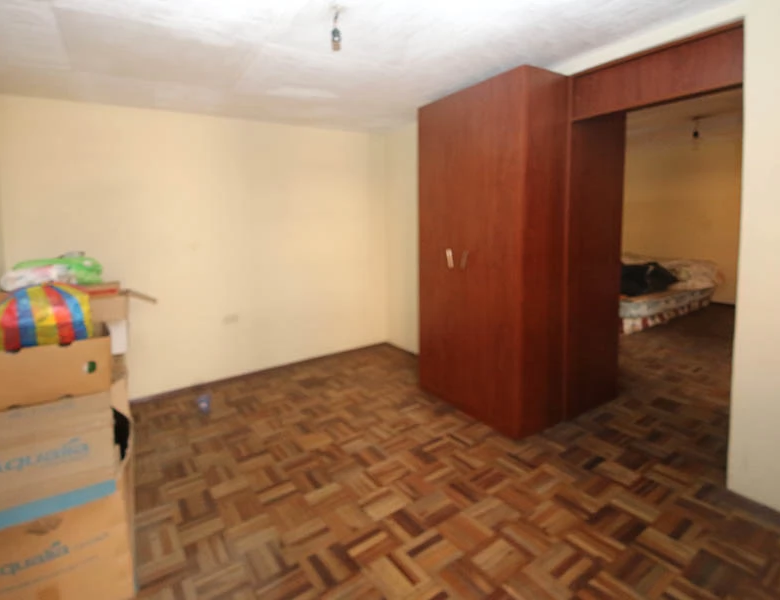 EN VENTA – x $75.000 y $40.000 – DOS DEPARTAMENTOS.