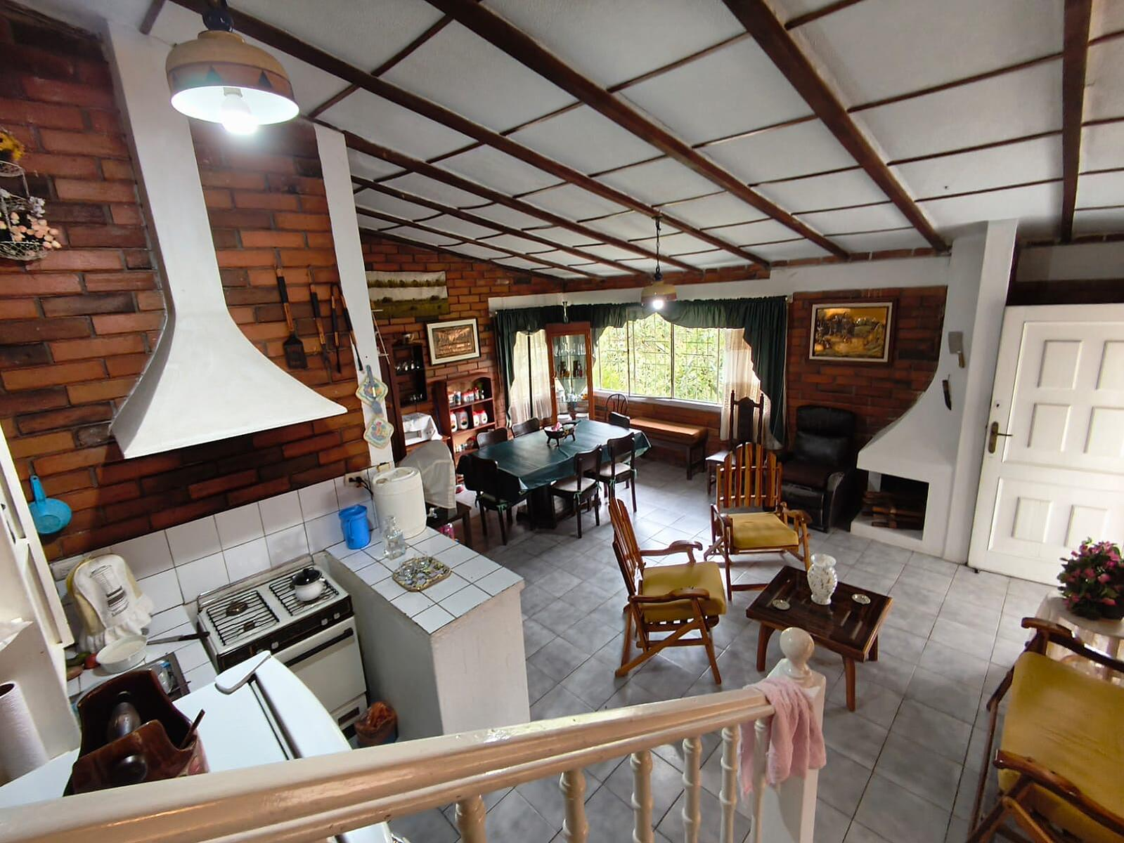 Hermosa Propiedad Familiar en Paute – Terreno de 8.600 m²