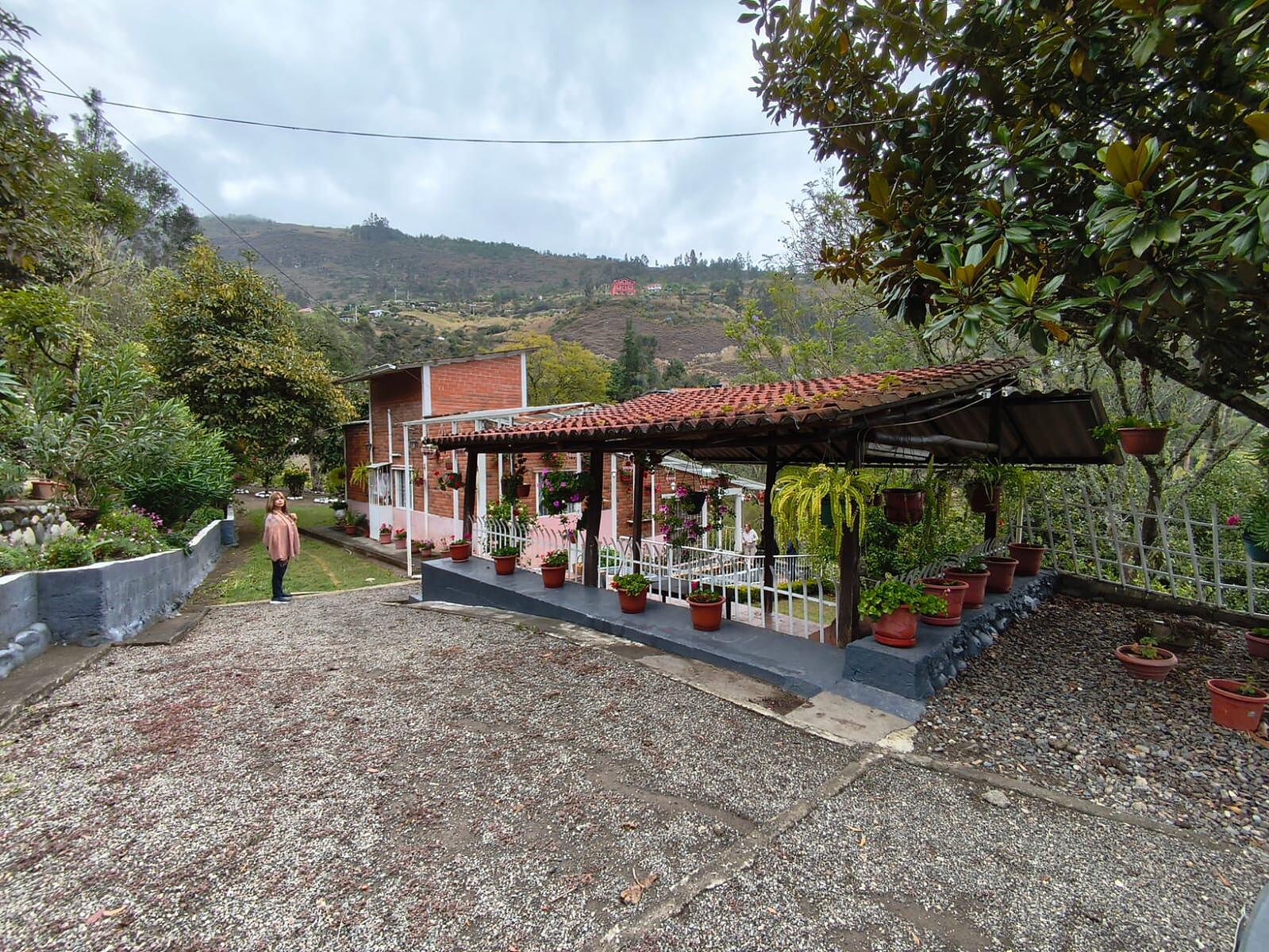 Hermosa Propiedad Familiar en Paute – Terreno de 8.600 m²